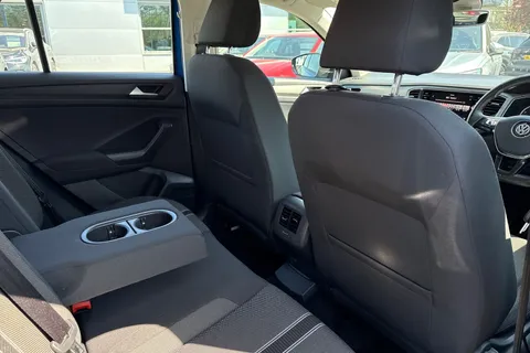 DA20CXF Volkswagen T-Roc 1.0 TSI SE 5dr Rear-view camera Thumbnail #36