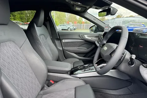  Audi A5 2.0 TDI Edition 1 Saloon S Tronic quattro Euro 6 (s/s) 5dr Thumbnail #24