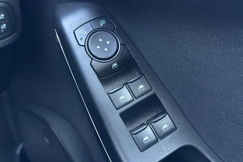 DP23XHL Ford Fiesta 1.0T EcoBoost MHEV ST-Line Edition Euro 6 (s/s) 5dr Thumbnail #34