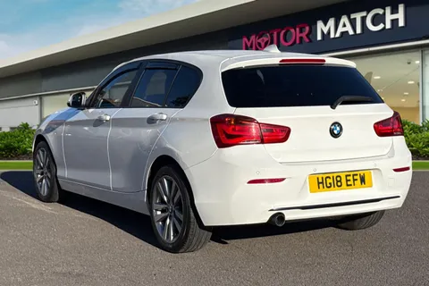 HG18EFW BMW 1 Series 1.5 118i Sport Euro 6 (s/s) 5dr Thumbnail #3