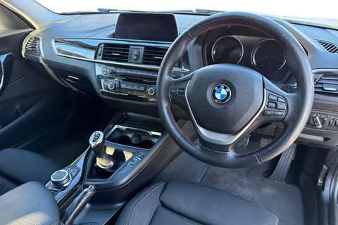 HG18EFW BMW 1 Series 1.5 118i Sport Euro 6 (s/s) 5dr Thumbnail #15