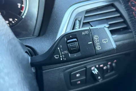 HG18EFW BMW 1 Series 1.5 118i Sport Euro 6 (s/s) 5dr Thumbnail #34