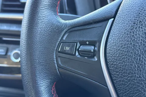 HG18EFW BMW 1 Series 1.5 118i Sport Euro 6 (s/s) 5dr Thumbnail #35