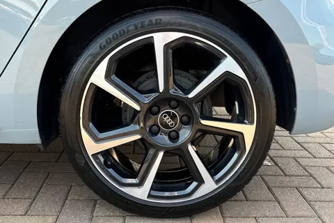 BG23ECX Audi A1 Black Edition 25 TFSI  95 PS 5-speed Thumbnail #14