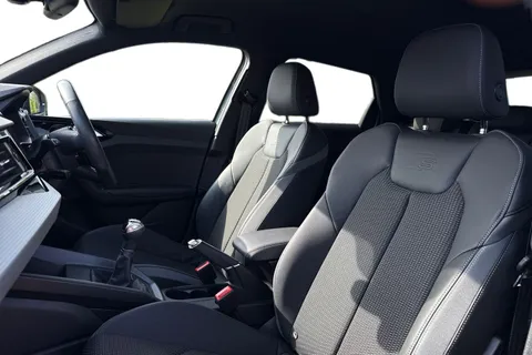 BG23ECX Audi A1 Black Edition 25 TFSI  95 PS 5-speed Thumbnail #17