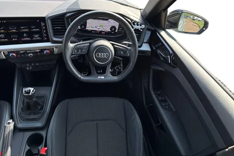 BG23ECX Audi A1 Black Edition 25 TFSI  95 PS 5-speed Thumbnail #19