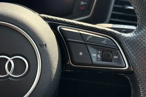 BG23ECX Audi A1 Black Edition 25 TFSI  95 PS 5-speed Thumbnail #50