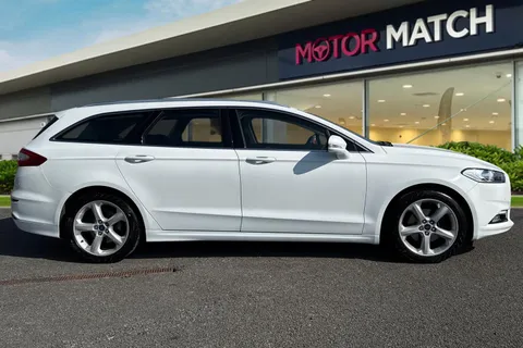 WD17NFR Ford Mondeo 1.5T EcoBoost Titanium Euro 6 (s/s) 5dr Thumbnail #4