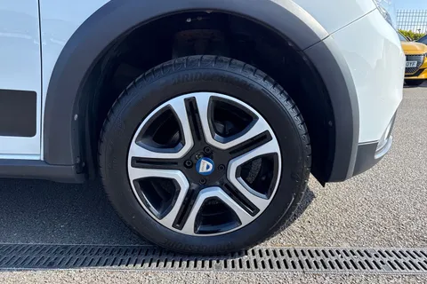 NU70AZL Dacia Sandero Stepway 0.9 TCe SE Twenty Euro 6 (s/s) 5dr Thumbnail #11