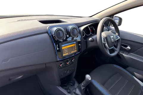 NU70AZL Dacia Sandero Stepway 0.9 TCe SE Twenty Euro 6 (s/s) 5dr Thumbnail #16