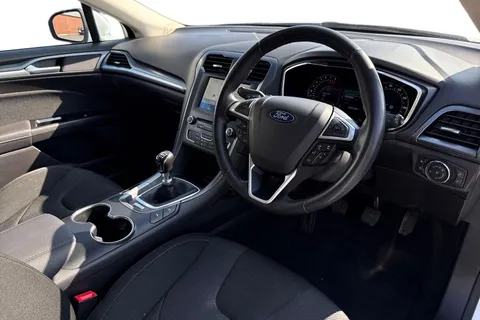 WD17NFR Ford Mondeo 1.5T EcoBoost Titanium Euro 6 (s/s) 5dr Thumbnail #15