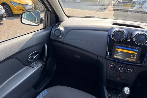 NU70AZL Dacia Sandero Stepway 0.9 TCe SE Twenty Euro 6 (s/s) 5dr Thumbnail #21