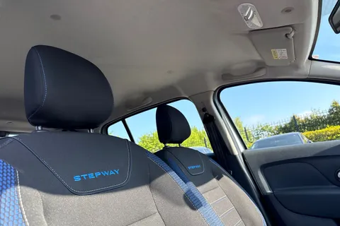 NU70AZL Dacia Sandero Stepway 0.9 TCe SE Twenty Euro 6 (s/s) 5dr Thumbnail #25