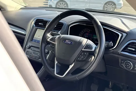 WD17NFR Ford Mondeo 1.5T EcoBoost Titanium Euro 6 (s/s) 5dr Thumbnail #33