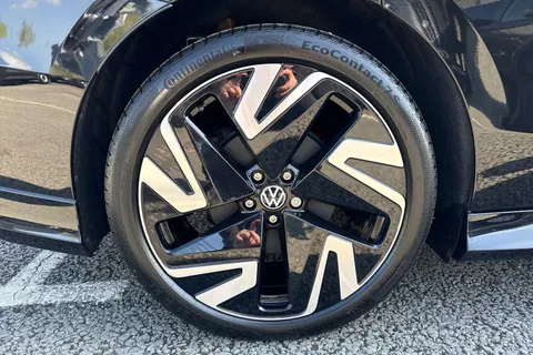  Volkswagen Id.7 GTX 86kWh Plus Tourer Auto 4Motion 5dr Thumbnail #13