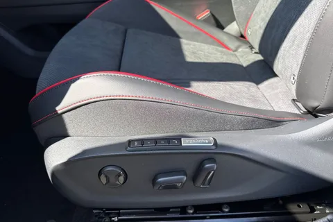  Volkswagen Id.7 GTX 86kWh Plus Tourer Auto 4Motion 5dr Thumbnail #41