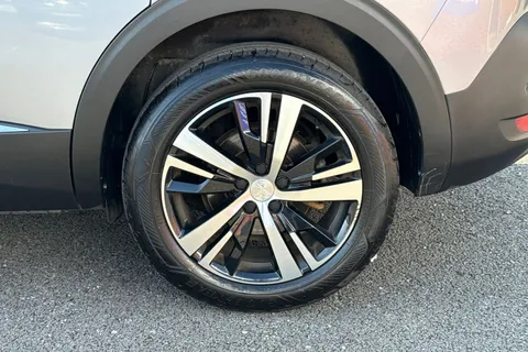 CY23BHW PEUGEOT 5008 1.5 BlueHDi GT EAT Euro 6 (s/s) 5dr Thumbnail #13