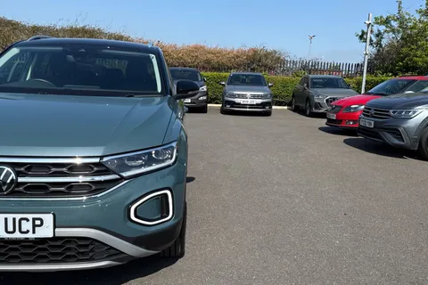 26 of 67 for Volkswagen T-Roc 1.0 TSI Style Euro 6 (s/s) 5dr