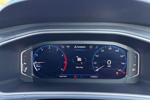 44 of 67 for Volkswagen T-Roc 1.0 TSI Style Euro 6 (s/s) 5dr