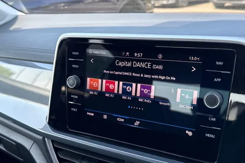 45 of 67 for Volkswagen T-Roc 1.0 TSI Style Euro 6 (s/s) 5dr