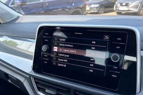 47 of 67 for Volkswagen T-Roc 1.0 TSI Style Euro 6 (s/s) 5dr