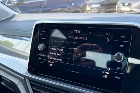 51 of 67 for Volkswagen T-Roc 1.0 TSI Style Euro 6 (s/s) 5dr