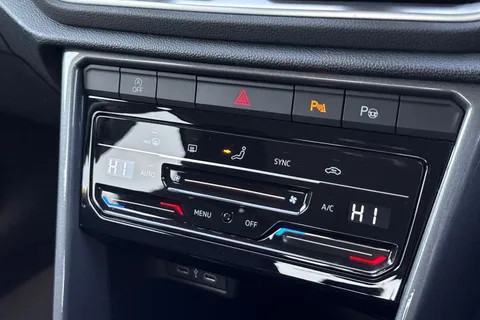 54 of 67 for Volkswagen T-Roc 1.0 TSI Style Euro 6 (s/s) 5dr