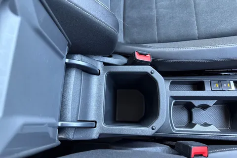 59 of 67 for Volkswagen T-Roc 1.0 TSI Style Euro 6 (s/s) 5dr