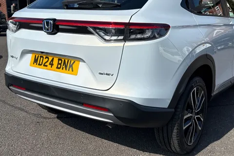 MD24BNK Honda HR-V 1.5 eHEV Elegance 5dr CVT Thumbnail #11