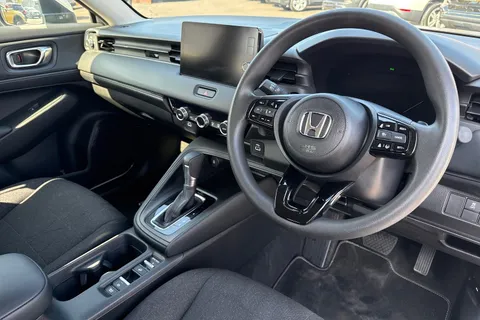 MD24BNK Honda HR-V 1.5 eHEV Elegance 5dr CVT Thumbnail #32