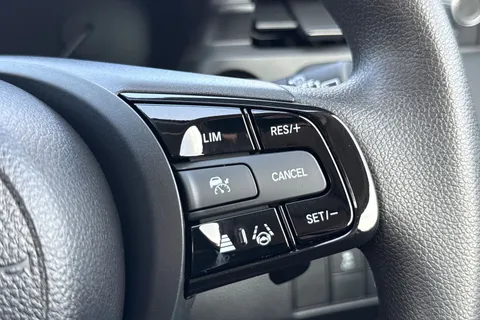 MD24BNK Honda HR-V 1.5 eHEV Elegance 5dr CVT Thumbnail #37