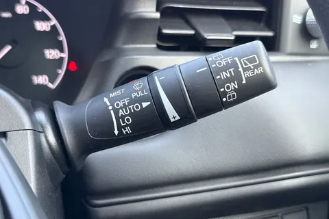 MD24BNK Honda HR-V 1.5 eHEV Elegance 5dr CVT Thumbnail #40