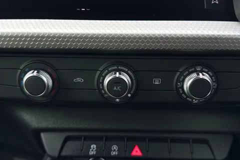  Audi A1 1.0 TFSI 25 S line Sportback Euro 6 (s/s) 5dr Thumbnail #22