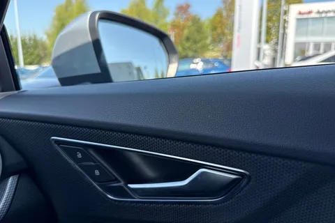 21 of 64 for AUDI Q2 35 TFSI Sport 5dr