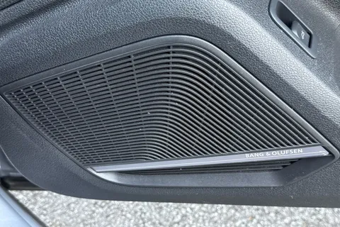 36 of 64 for AUDI Q2 35 TFSI Sport 5dr