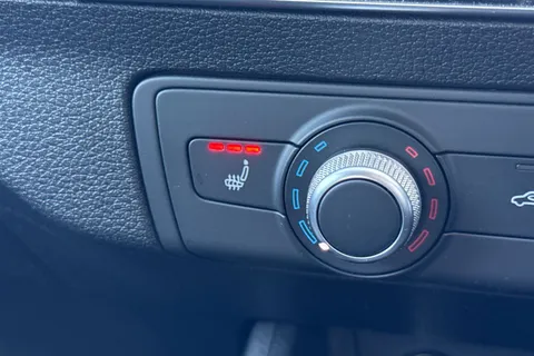 55 of 64 for AUDI Q2 35 TFSI Sport 5dr