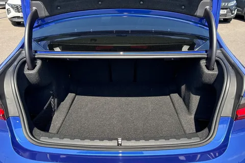 YD74LRV BMW 3 Series 2.0 320i M Sport Auto Euro 6 (s/s) 4dr Thumbnail #8