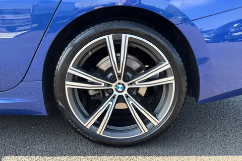 YD74LRV BMW 3 Series 2.0 320i M Sport Auto Euro 6 (s/s) 4dr Thumbnail #13