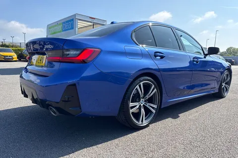 YD74LRV BMW 3 Series 2.0 320i M Sport Auto Euro 6 (s/s) 4dr Thumbnail #35