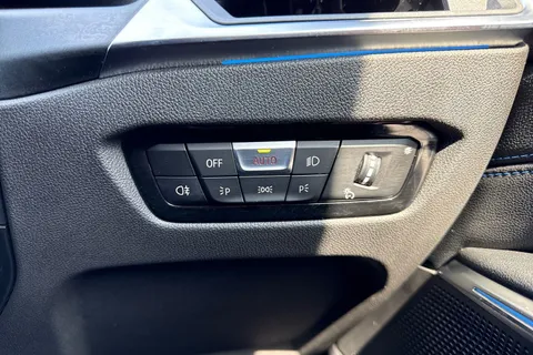 YD74LRV BMW 3 Series 2.0 320i M Sport Auto Euro 6 (s/s) 4dr Thumbnail #44