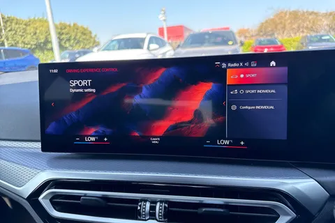 YD74LRV BMW 3 Series 2.0 320i M Sport Auto Euro 6 (s/s) 4dr Thumbnail #56