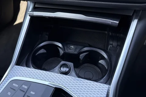 YD74LRV BMW 3 Series 2.0 320i M Sport Auto Euro 6 (s/s) 4dr Thumbnail #60