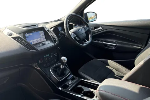 JO61PUB Ford Kuga 2.0 TDCi EcoBlue ST-Line AWD Euro 6 (s/s) 5dr Thumbnail #9