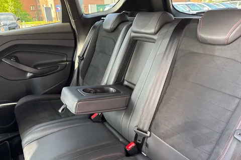 JO61PUB Ford Kuga 2.0 TDCi EcoBlue ST-Line AWD Euro 6 (s/s) 5dr Thumbnail #14