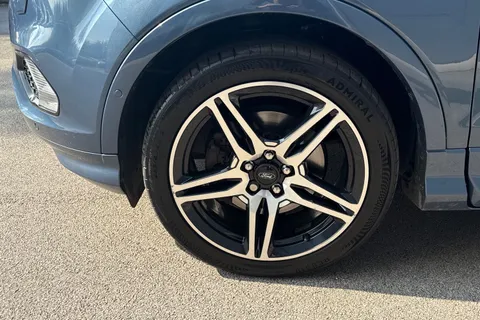 JO61PUB Ford Kuga 2.0 TDCi EcoBlue ST-Line AWD Euro 6 (s/s) 5dr Thumbnail #24