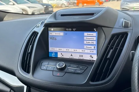 JO61PUB Ford Kuga 2.0 TDCi EcoBlue ST-Line AWD Euro 6 (s/s) 5dr Thumbnail #40