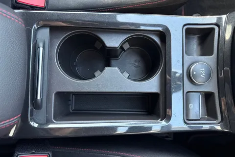 JO61PUB Ford Kuga 2.0 TDCi EcoBlue ST-Line AWD Euro 6 (s/s) 5dr Thumbnail #44