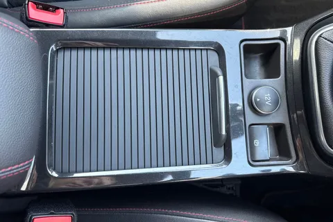 JO61PUB Ford Kuga 2.0 TDCi EcoBlue ST-Line AWD Euro 6 (s/s) 5dr Thumbnail #46