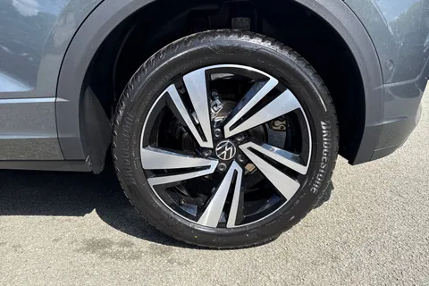 KN75NZG Volkswagen T-Roc 2.0 TDI 150 EVO R-Line 5dr DSG ⭐panoramic sunroof, Rear view camera⭐ Thumbnail #13