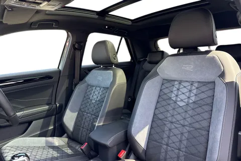 KN75NZG Volkswagen T-Roc 2.0 TDI 150 EVO R-Line 5dr DSG ⭐panoramic sunroof, Rear view camera⭐ Thumbnail #17